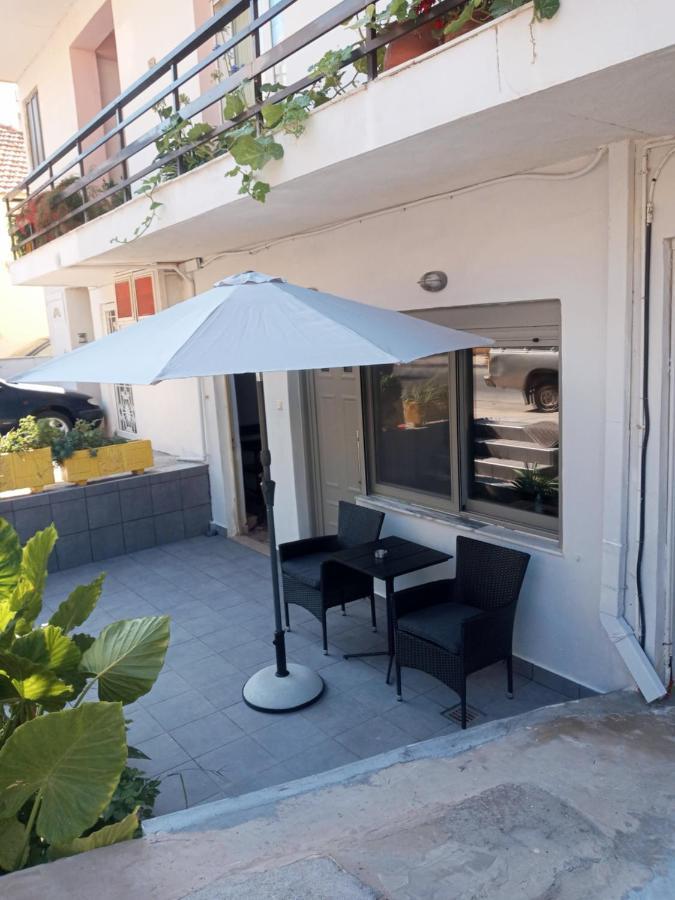 Hrysanthl Apartman Hriszí Aktí Haniá Kültér fotó
