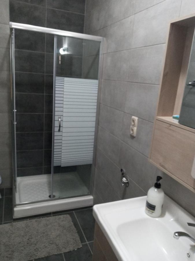 Hrysanthl Apartman Hriszí Aktí Haniá Kültér fotó