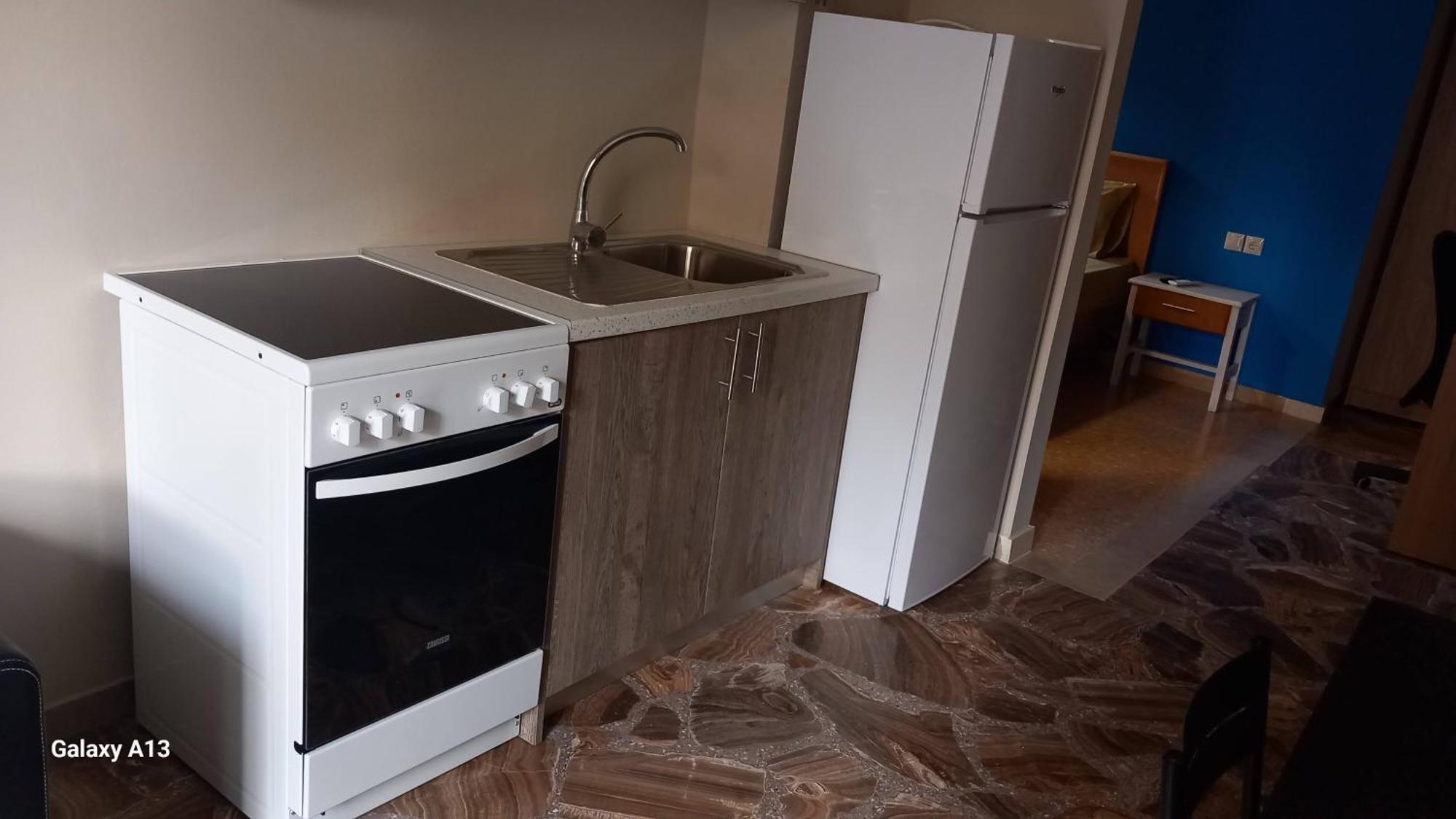 Hrysanthl Apartman Hriszí Aktí Haniá Kültér fotó